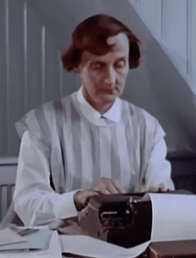 Die weltberühmte Kinderbuch-Autorin Astrid Lindgren an ihrer Schreibmaschine "Halda" - Glarean Magazin Die weltberühmte Kinderbuch-Autorin Astrid Lindgren an ihrer Schreibmaschine "Halda" - Glarean Magazin