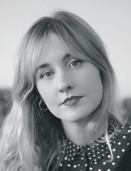 Jessica Andrews Foto - Und jetzt bin ich hier - Roman - Hoffmann und Campe Verlag - Literatur-Rezensionen Glarean-Magazin