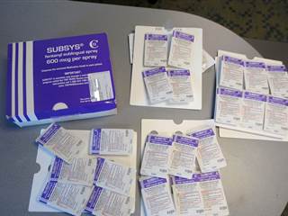 Feds say 5 NYC doctors took bribes from drug maker to prescribe opioid