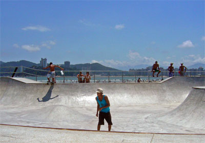 skateboarding santos crimeless