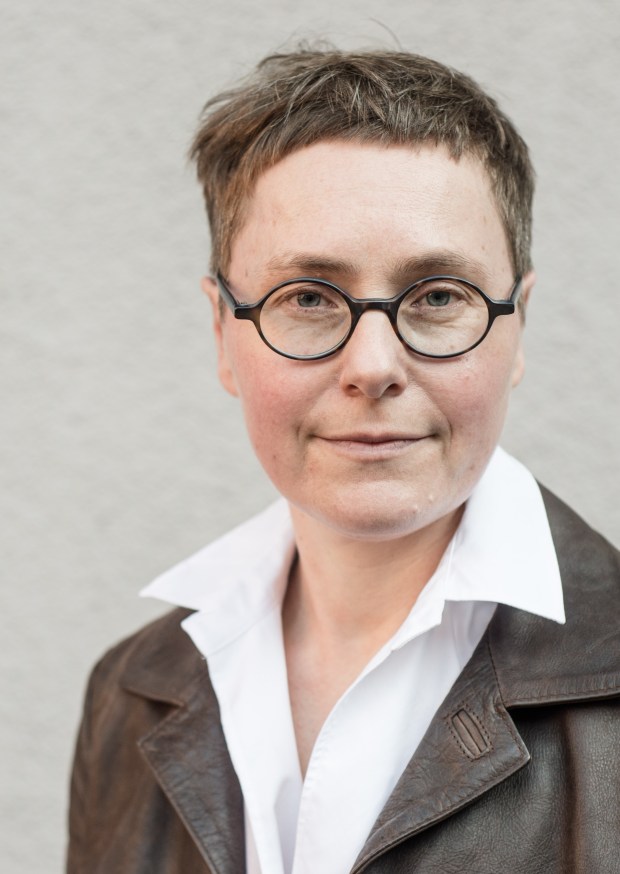 Dr. Angela Steidele. Foto: Ben Chislett, Matthes und Seitz