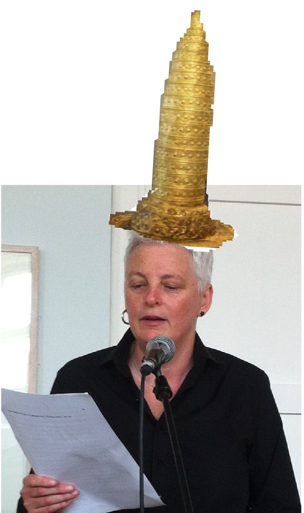 Hillary McCollum... and the golden hat of Berlin. (Montag: Stefan Mesch)