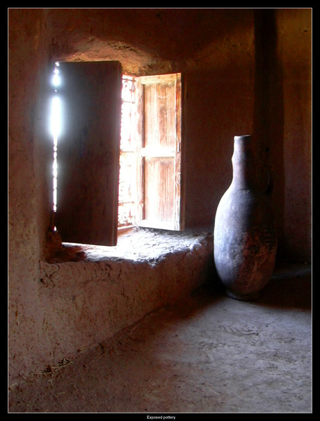 Exposed Pottery - © 2006-2007 =33xiT@deviantart.com