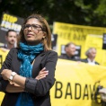 Ensaf Haidar bei einer Amnesty Aktion in Berlin., © by Amnesty International / Foto Henning Schacht