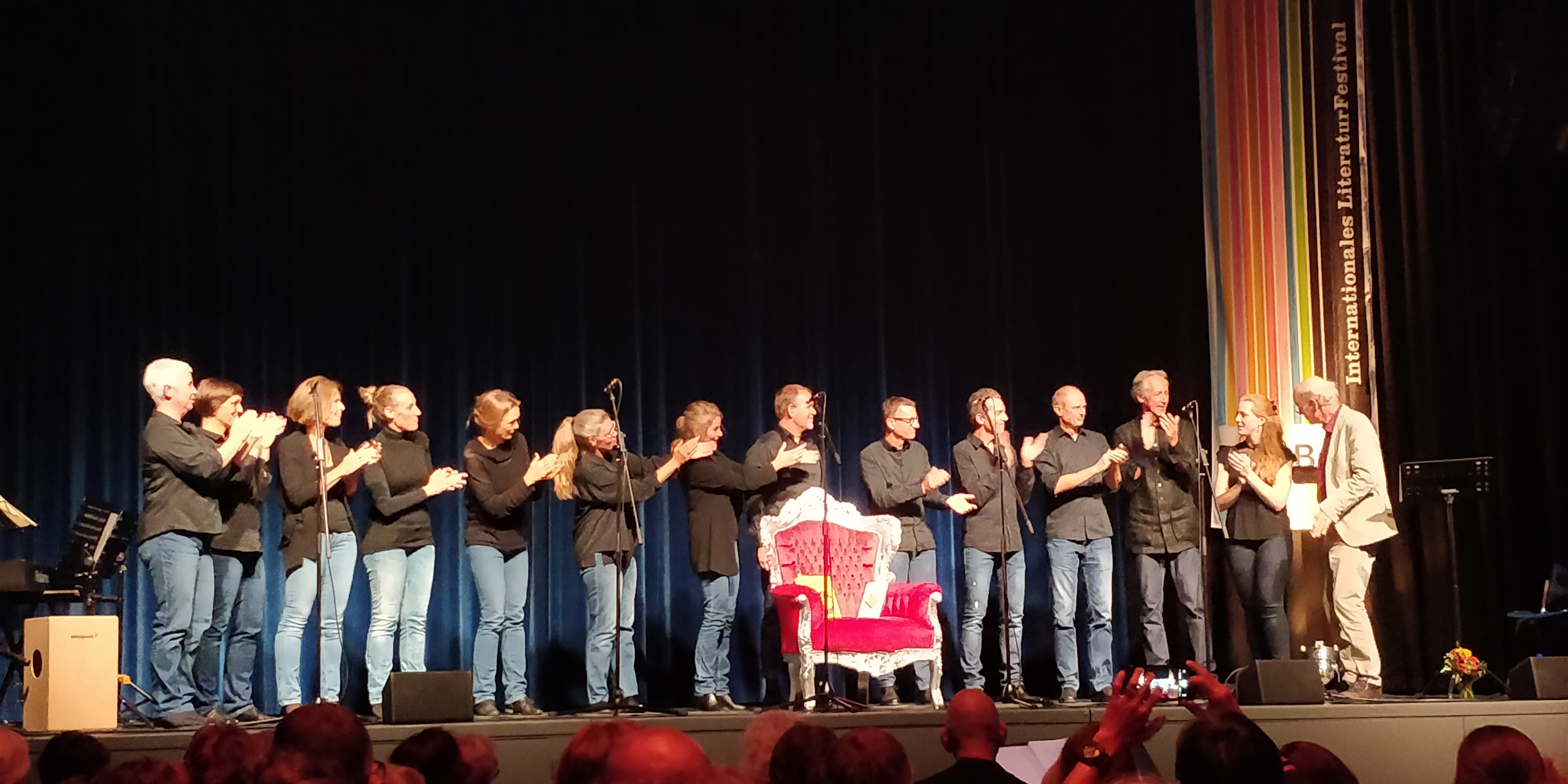Jazzchor und Franz Hohler