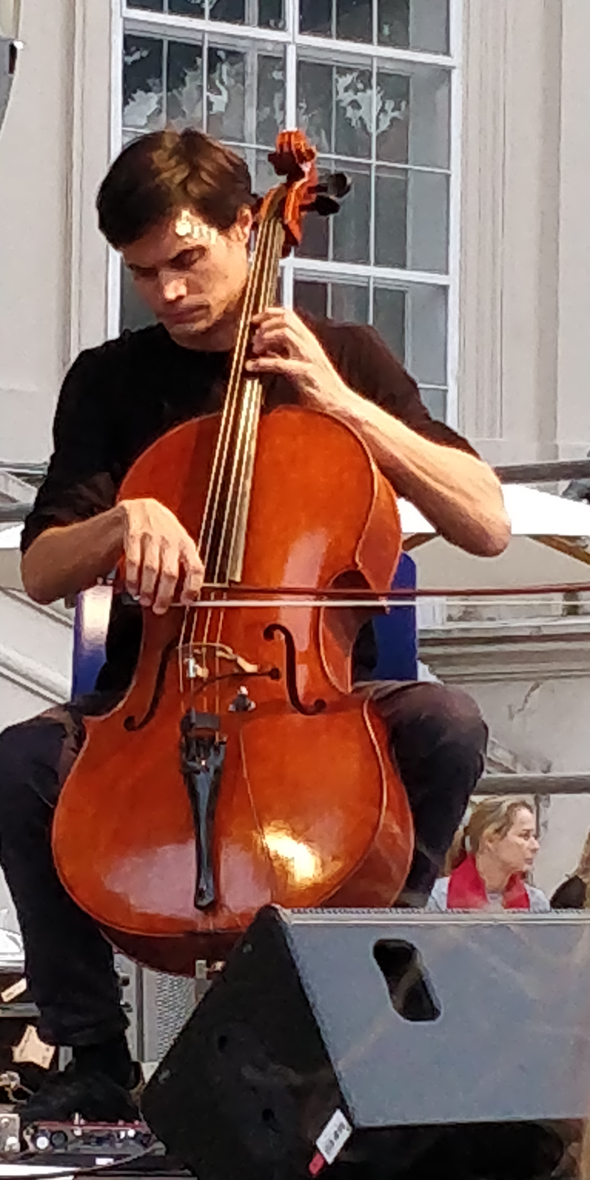 Lukas Lauermann