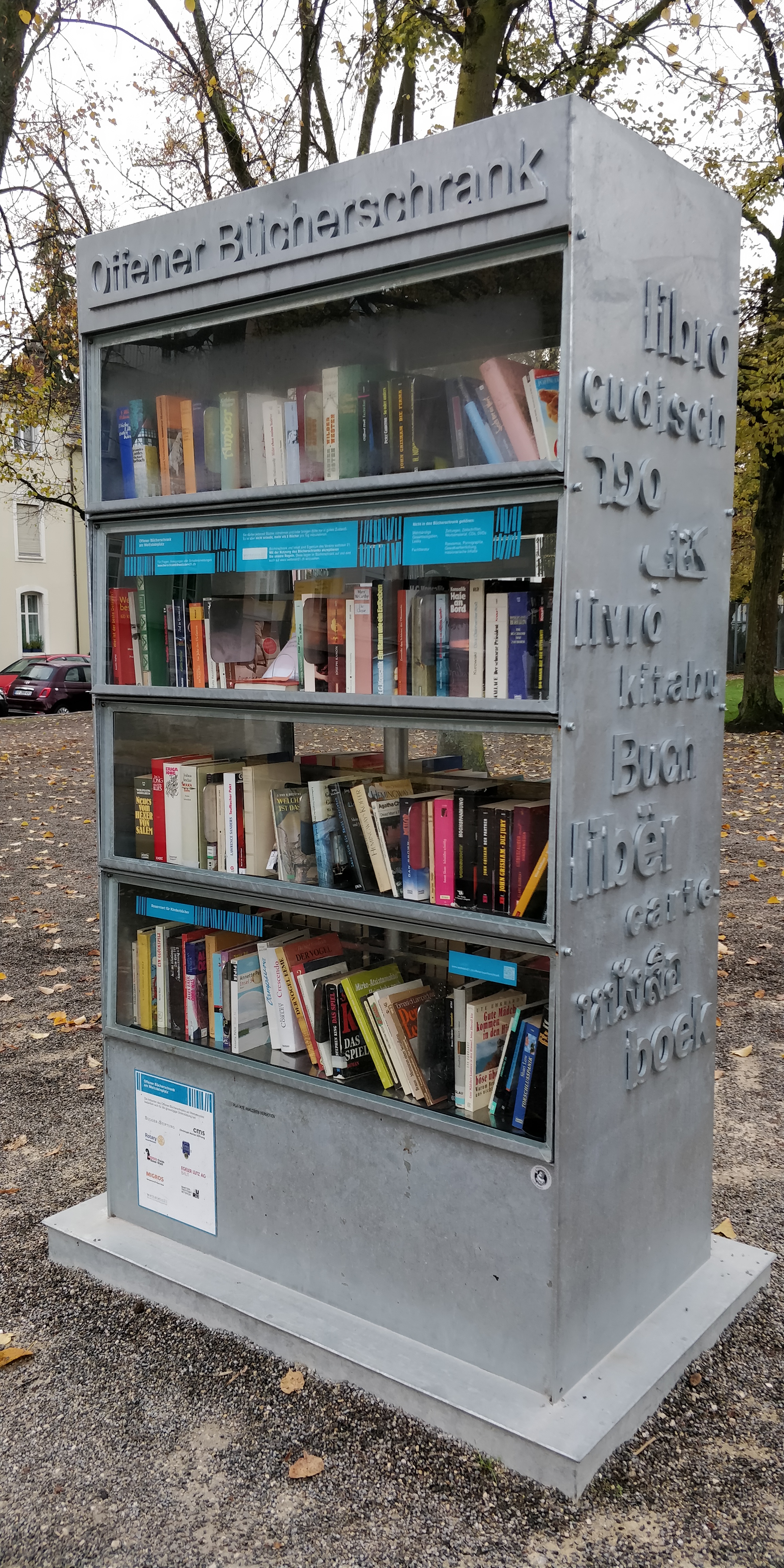 Bücherschrank am Wettsteinplatz