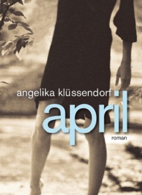 April, Angelika Klüssendorf, Kiwi