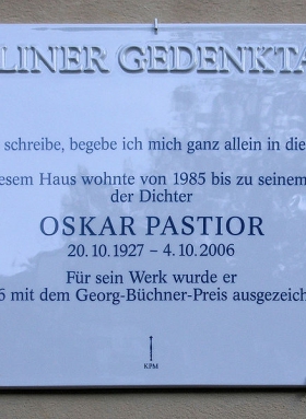 Oskar Pastior, Gedenktafel, Quelle Wikipedia