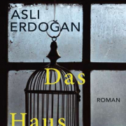 Haus aus Stein Penguin 2019