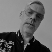 (c) Karl Holmqvist
