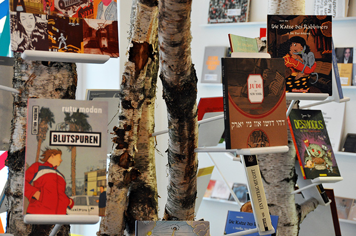 Wurzellose Kosmopoliten – Bücherhain