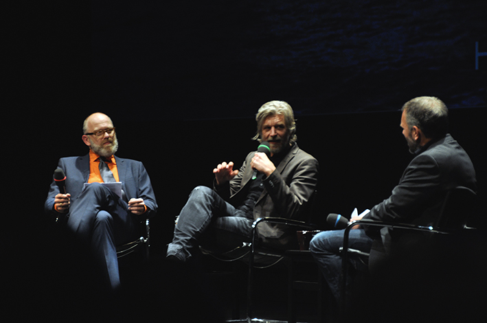 Thomas Böhm, Karl Ive Knausgård und Dirk Knipshals sprachen vor allem über »Träumen«, den 5. Teil des Großromans »Min Kamp«