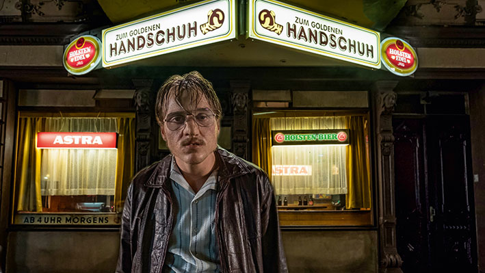 Fatih Akin: Der Goldene Handschuh | © Gordon Timpen / 2018 bombero int./Warner Bros. Ent.