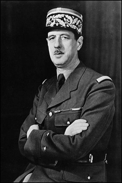 Charles de Gaulle Charles de Gaulle, General, Anführer des Widerstandes gegen die Nazis, Staatspräsident der 5. französischen Republik vom Januar 1959 bis April 1969. Das Bild wurde während des Zweiten Weltkriegs aufgenommen.