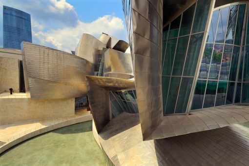 Frank Gehry Frank Gehry: Guggenheim Museum, Bilbao, Foto Marcel Chassot 1997