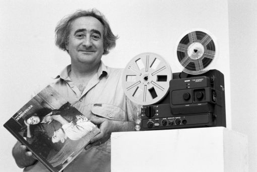 Fredi Murer 24. Juni 1986: Nach dem grossen Erfolg des preisgekrönten Films "Höhenfeuer" präsentiert der Regisseur Fredi M. Murer nun auch das gleichnamige Buch. (Foto: Keystone/Str)