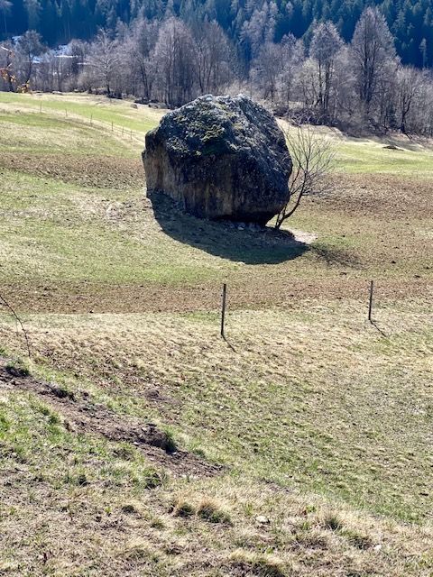 Feksbrocken Steinschlaggefahr