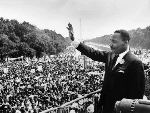 Martin Luther King 28. August 1963: „I have a dream“. Martin Luther King, der schwarze Bürgerrechtler, hält in Washington seine berühmteste Rede. Zuvor waren 250’000 seiner Anhänger in die Hauptstadt marschiert. „Alle Menschen sind gleich erschaffen. Ich habe einen Traum, dass meine vier kleinen Kinder eines Tages in einer Nation leben werden, in der man sie nicht nach ihrer Hautfarbe, sondern nach ihrem Charakter beurteilt. Ich habe einen Traum - heute!“