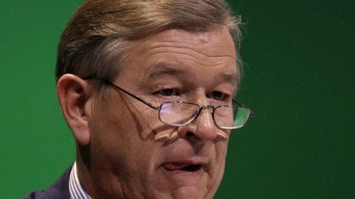 Marcel Ospel Der frühere Top-Manager stirbt im Alter von 70 Jahren in Wollerau (SZ). Ospel war 2001 zum UBS-Verwaltungsratspräsidenten gewählt worden. Kurz darauf wurden er und seine Bank nach dem Swissair-Grounding stark kritisiert. Der Basler war mitverantwortlich für die Milliardenverluste der UBS auf dem amerikanischen Markt. Nach der Bekanntgabe eines neuen Abschreibungsbedarfs von 19 Milliarden Franken im April 2008 trat er auf Druck der Eidgenössischen Bankenkommission zurück. Sein Vermögen wurde auf 175 Millionen Franken geschätzt. (AP Photo/Anja Niedringhaus)