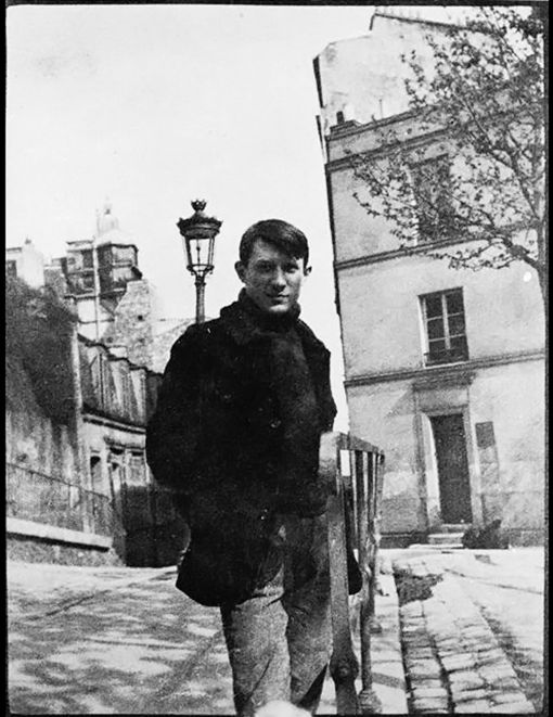 Pablo Picasso, Anonym, Pablo Picasso auf der Place Ravignan, Montmartre, Paris, 1904
Silbergelatineabzug auf Papier, 12 x 8,9 cm
Musée national Picasso-Paris
