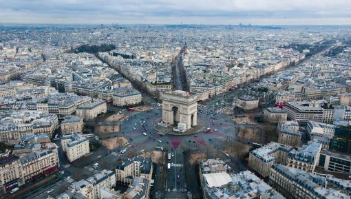 Arc de Triomphe Rodrigo Kugnharski: Arc de Triomphe, Paris, um 2018, © Rodrigo Kugnharski auf Unsplash