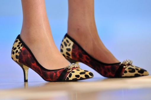 Theresa May Nicht nur die Boulevard-Presse interessiert sich zunächst vor allem für ihre Schuhe.