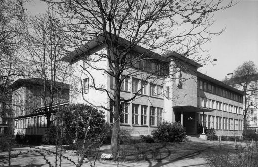 Zentralbibliothek Luzern, von Südost Ansicht von Südosten, Zentralbibliothek Luzern, Otto Dreyer, 1951 (© James G. Perret, Archiv ZHB Luzern)