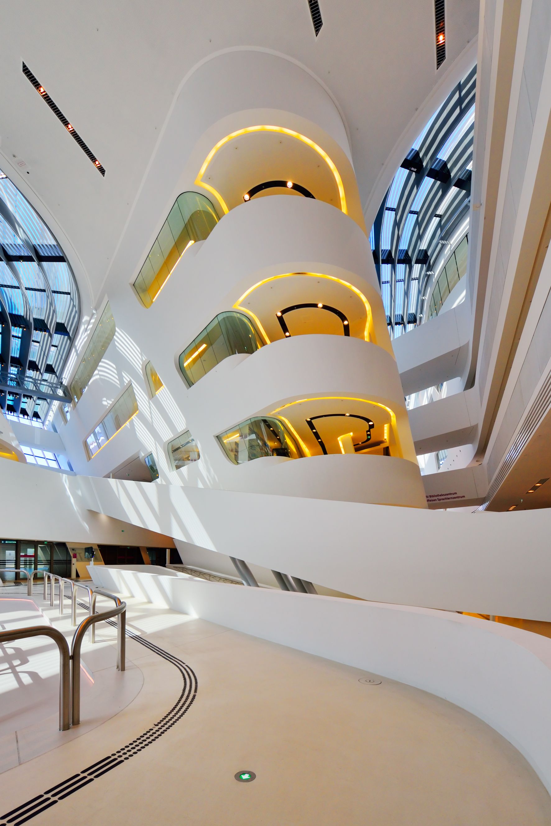 Zaha Hadid: Learning and Library Center Wirtschaftsuniveristät, Wien, Foto Marcel Chassot 2013
