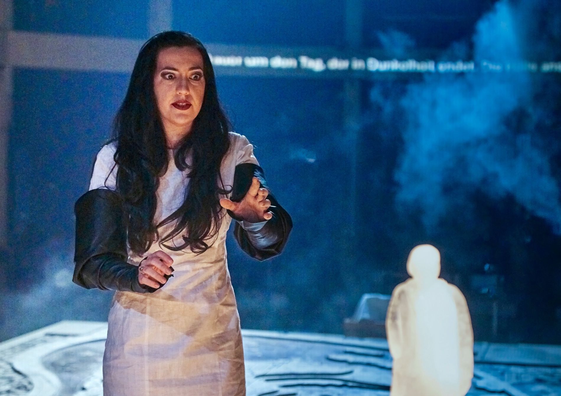 Marina Viotti zelebriert Dowland in mysteriöser Umgebung  © Ingo Hoehn