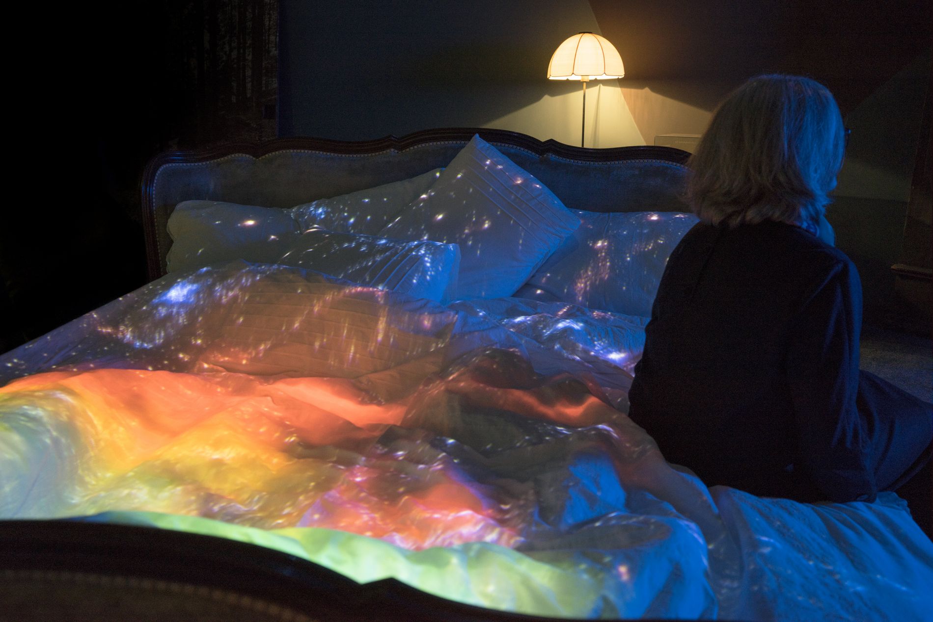 Pipilotti Rist: Tu mich nicht nochmals verlassen, 2015, Videoinstallation, Kunsthaus Zürich, 2016; Foto: Lena Huber; Courtesy the artist, Hauser & Wirth and Luhring Augustine