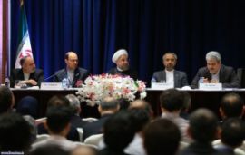 Präsident Rouhani Präsident Rouhani beim Treffen mit einer Gruppe der in den USA lebenden IranerInnen in New York (September 2014)