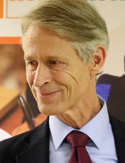 Adriaan van der Wheel is Professor in Book History at Leiden University/ NL. He is Director of the E-READ research initiative.