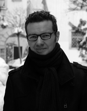 Peter Vermeersch is professor of political science at the University of Leuven. Previously he was, among others, a postdoctoral researcher of the Flemish Fund for Scientific Research (FWO-Vlaanderen) and a visiting scholar at Harvard University. 