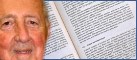 Gesicht Peter Scholl-Latour und Buchhintergrund